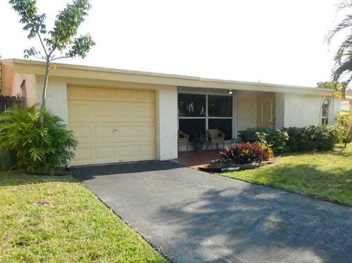 9000 NW 7 CT, Hollywood, FL 33024