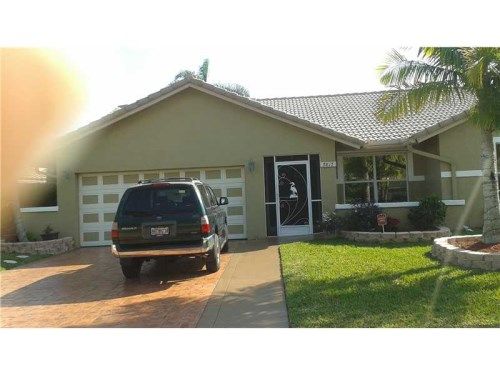 7817 SUNFLOWER DR, Pompano Beach, FL 33063