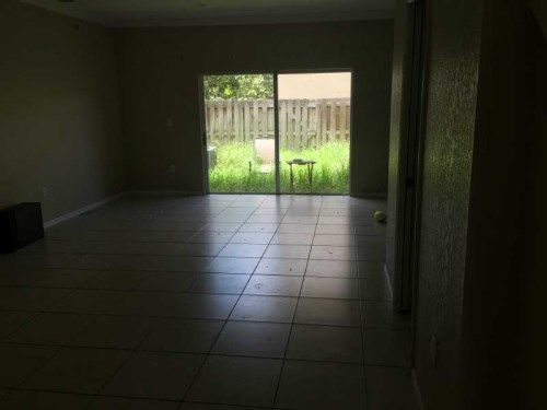 8330 NW 107 PL # 5-21, Miami, FL 33178