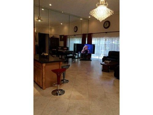 519 LESLIE DR # 519, Hallandale, FL 33009