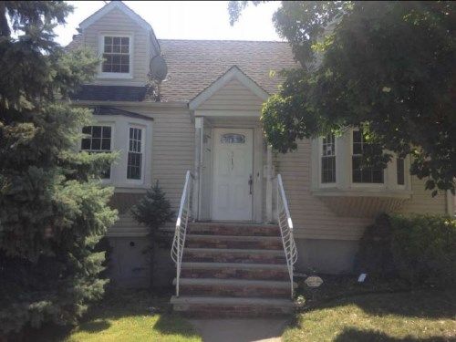 317 W Elm St, Linden, NJ 07036