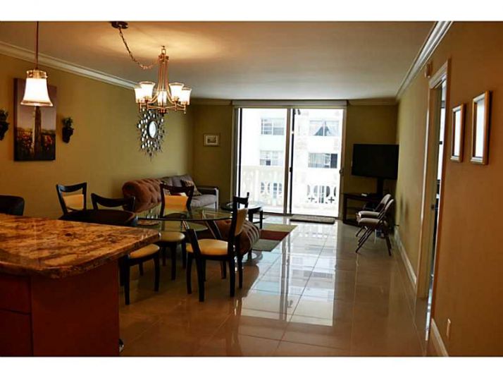 1817 S Ocean Dr # 624, Hallandale, FL 33009