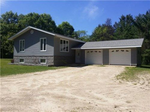 N2636 County Rd O, Warrens, WI 54666