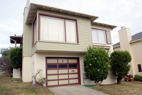 2 Roslyn Ct, Daly City, CA 94014