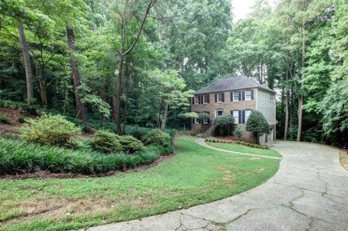 220 Brandenburgh Circle, Roswell, GA 30075