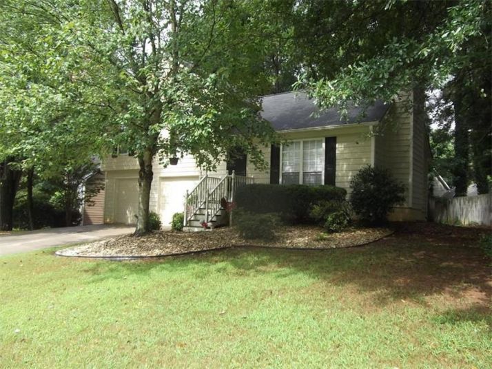 4817 Baker Plantation Drive, Acworth, GA 30101