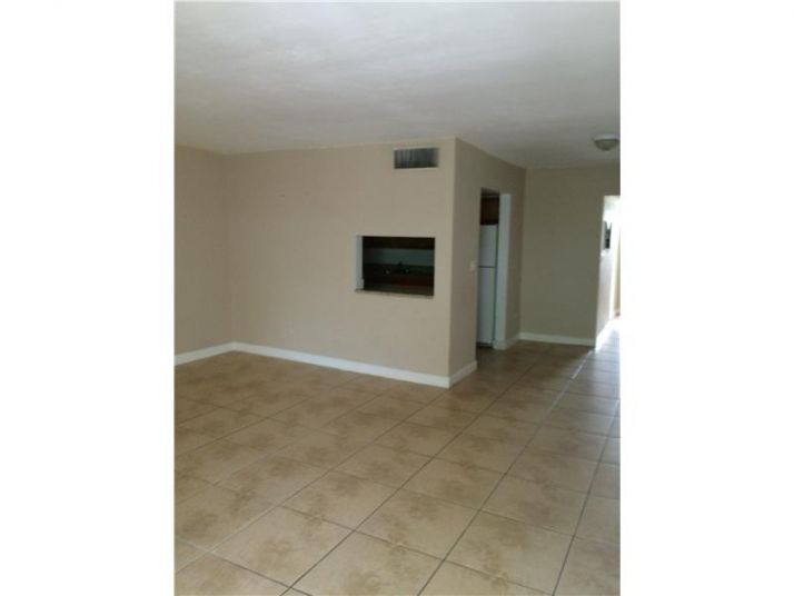 1855 NE 121 ST # 35, Miami, FL 33181