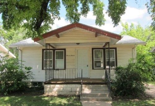 1116 S Greenwood Ave, Wichita, KS 67211