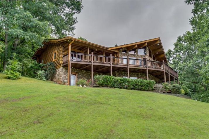 10 Talona Lake Road, Ellijay, GA 30536