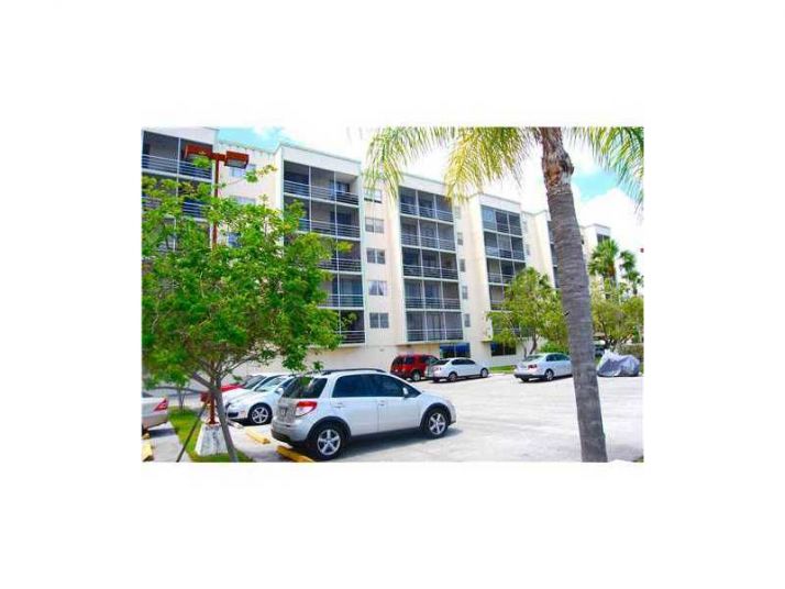 2821 N MIAMI BEACH BL # 5C, North Miami Beach, FL 33160