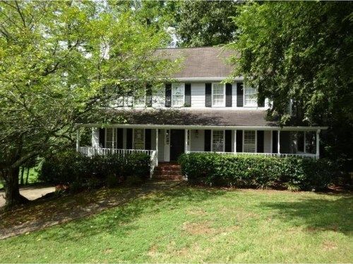 330 Farm Path, Roswell, GA 30075