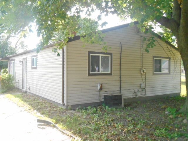 27529 Demrick, Roseville, MI 48066