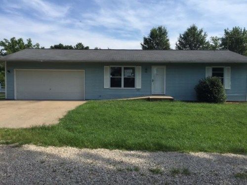 1415 Walnut Ct, Festus, MO 63028