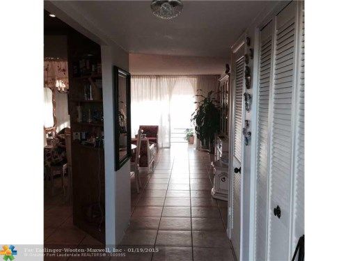 8450 SUNRISE LAKES BLVD # 204, Fort Lauderdale, FL 33322