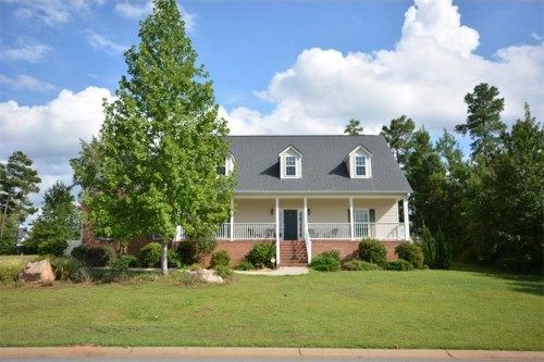 145 Emily Circle Nw, Milledgeville, GA 31061