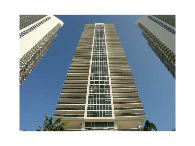 1830 S Ocean Dr # 4211, Hallandale, FL 33009