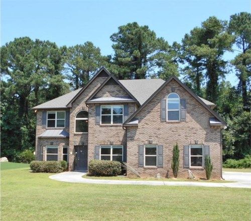 1544 English Manor Circle, Stone Mountain, GA 30087