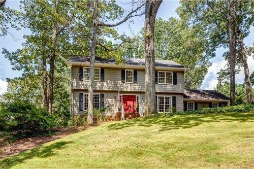 5055 Hidden Branches Circle, Atlanta, GA 30338