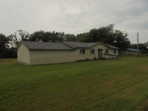 6413 W 570 Rd, Chouteau, OK 74337