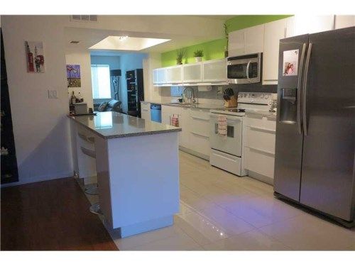 36 SEVILLE CIRCLE # 0, Fort Lauderdale, FL 33324