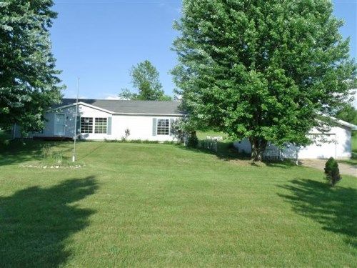 9129 Miller Rd, Alanson, MI 49706