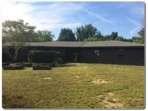 17386 Days Point Rd, Smithfield, VA 23430