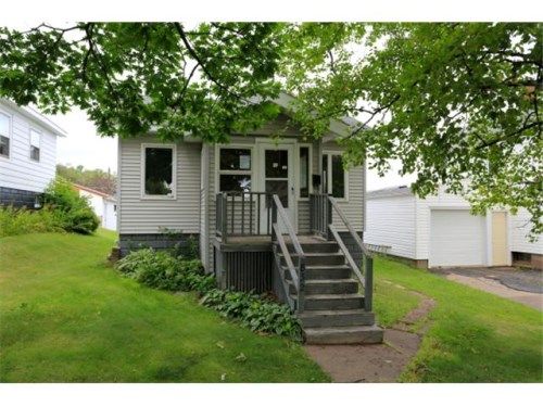 832 Charles Ave, Duluth, MN 55807