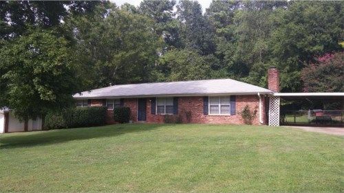 854 Burns Circle, Lilburn, GA 30047