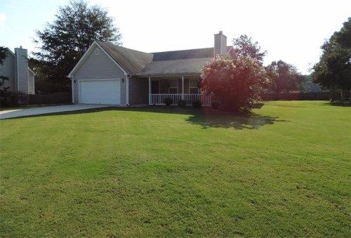 1042 Orchard Circle, Monroe, GA 30656