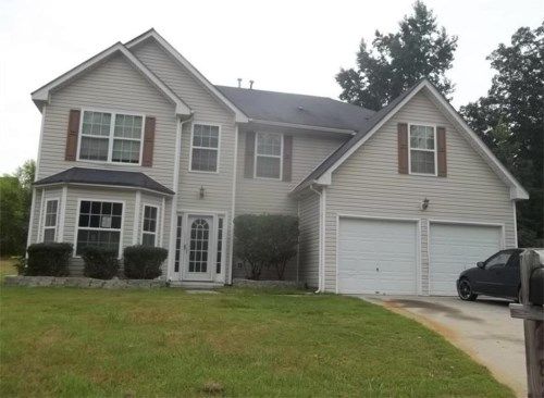 8203 Champion Trail, Fairburn, GA 30213