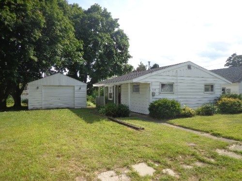 404 W Hobart St, Ashley, IN 46705