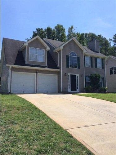 453 Pecan Wood Circle, Fairburn, GA 30213