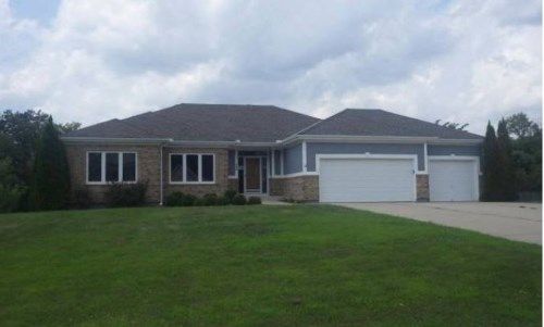 605 Hickory Hills Dr, Pleasant Hill, MO 64080