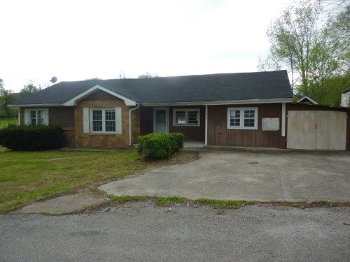 174 Hogan Rd A/K/A 174 Fairview, Gordonsville, TN 38563