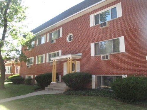 621 S Maple Ave Apt 100, Oak Park, IL 60304