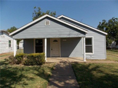 2211 Buchanan St, Wichita Falls, TX 76309