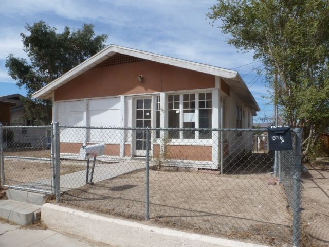 109 W Fredericks St, Barstow, CA 92311