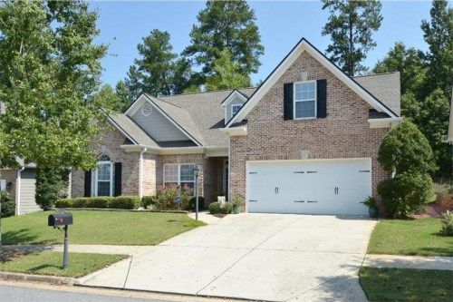 565 Roland Manor Drive, Dacula, GA 30019