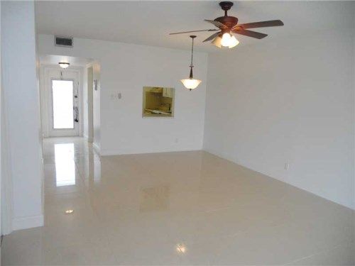 7505 NW 5 CT # 206, Pompano Beach, FL 33063