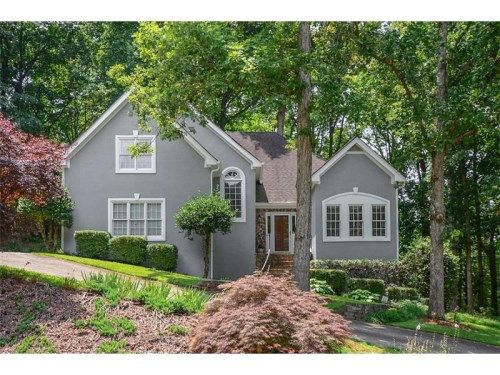 122 Saint Martin Drive, Suwanee, GA 30024