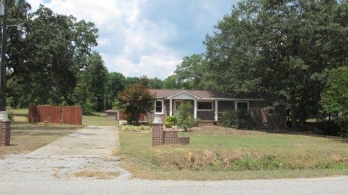 239 Harmony Rd, Ware Shoals, SC 29692