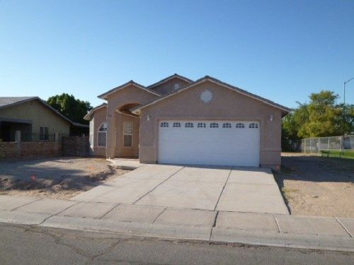 976 E D Street, San Luis, AZ 85349