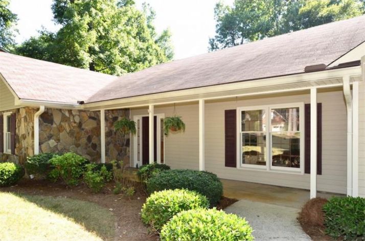 1530 Tennessee Walker Drive Ne, Roswell, GA 30075