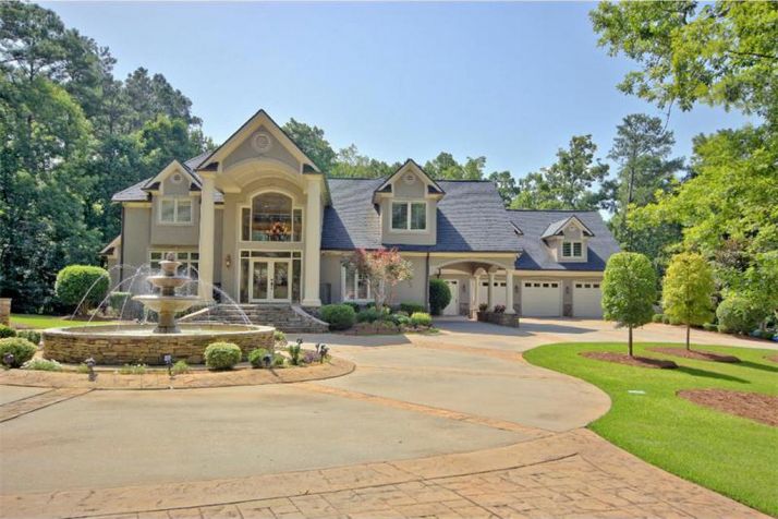 330 N Peachtree Parkway, Peachtree City, GA 30269