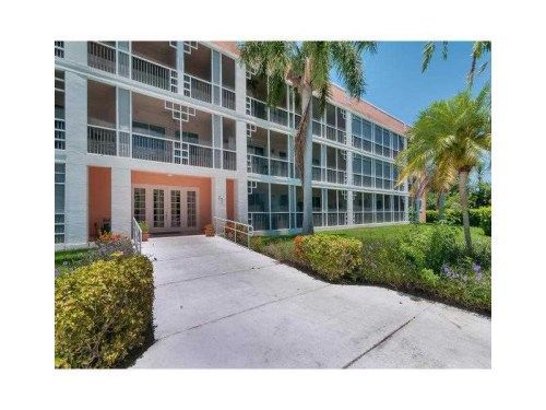 75 GULFSTREAM RD # 307B, Dania, FL 33004