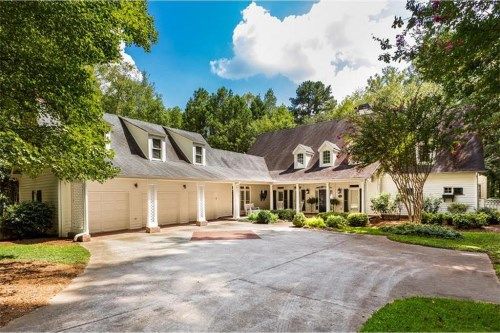 1685 Riverside Road, Roswell, GA 30076