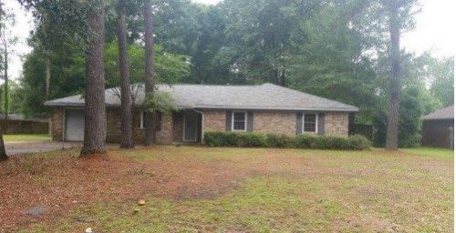 307 Liberty Oak Ln, Hinesville, GA 31313