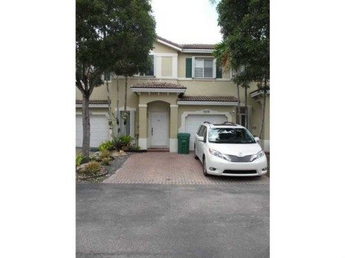 5618 NW 113 AV, Miami, FL 33178