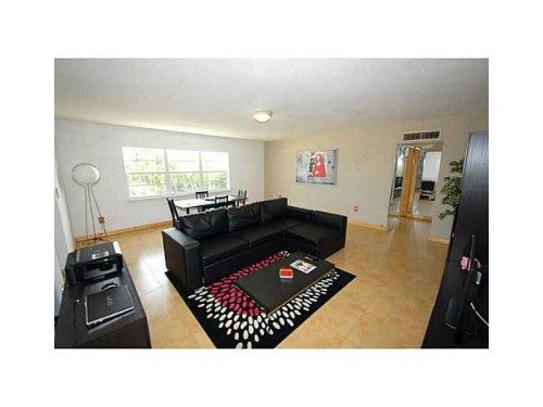 801 MERIDIAN AV # 5A, Miami Beach, FL 33139