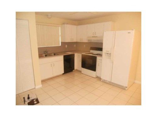 3237 NE 10 STREET # 2, Pompano Beach, FL 33062